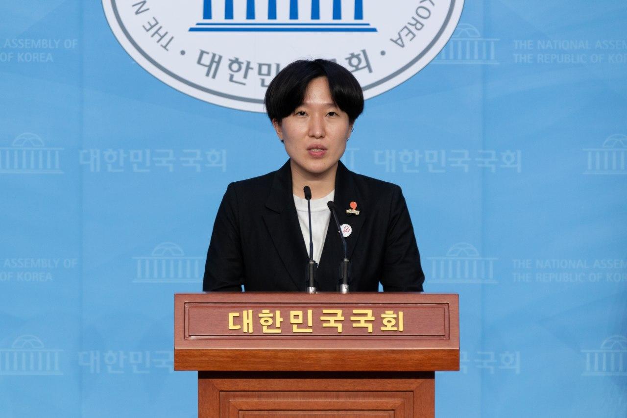 제목 없음.jpg F42_%EC%A0%9C%EB%AA%A9%20%EC%97%86%EC%9D%8C.jpg